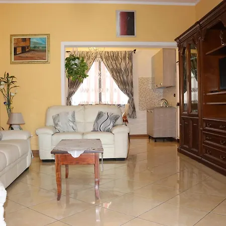 Apartment Casa Andreea Vicino Al Centro Di Iun R5904