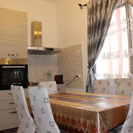 Casa Andreea Vicino Al Centro Di Iun R5904 Apartment Olbia